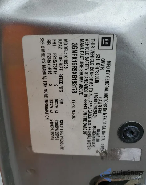 1999 Chevrolet Suburban K1500 z USA, uszkodzony, nr VIN 3GNFK16R9XG193178